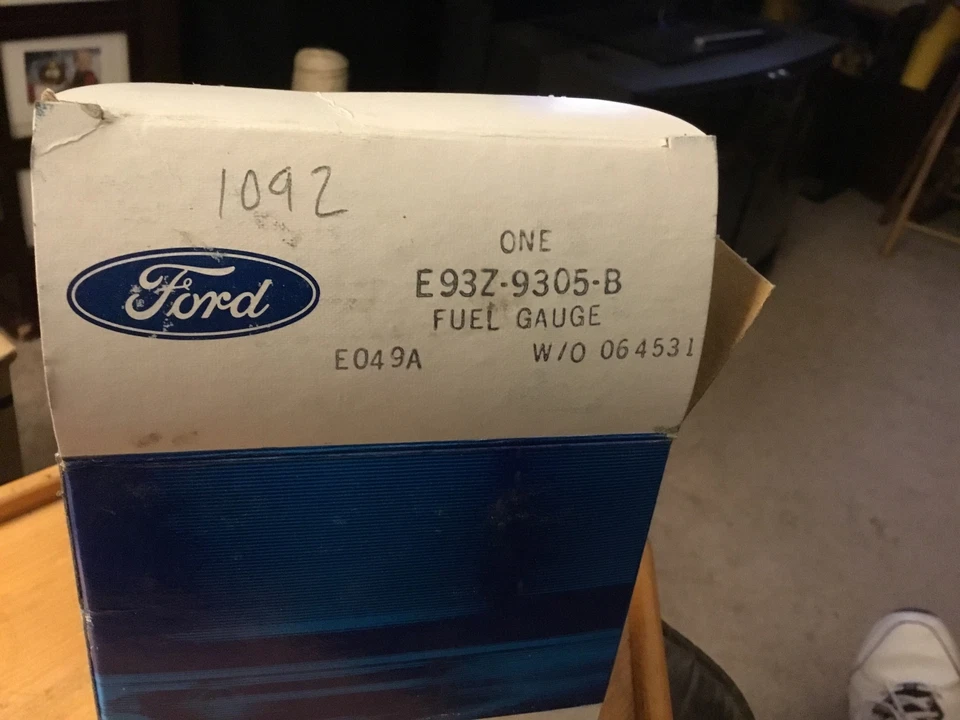 NOVO OEM 1989 1990 1991 FORD TEMPO TOPÁZIO MEDIDOR DE PAINEL DE COMBUSTÍVEL NOS - Imagem 3 de 3