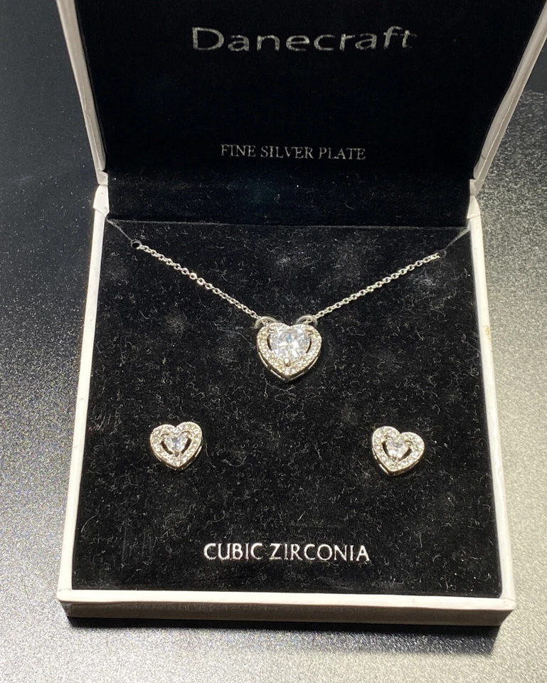 DANECRAFT FINE SILVER PLATE CUBIC ZIRCONIA HEART NECKLACE EARRINGS SET JEWELRY - Image 2 of 4