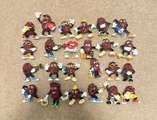1987 Original California Raisins PVC Lot of 24 Figurines