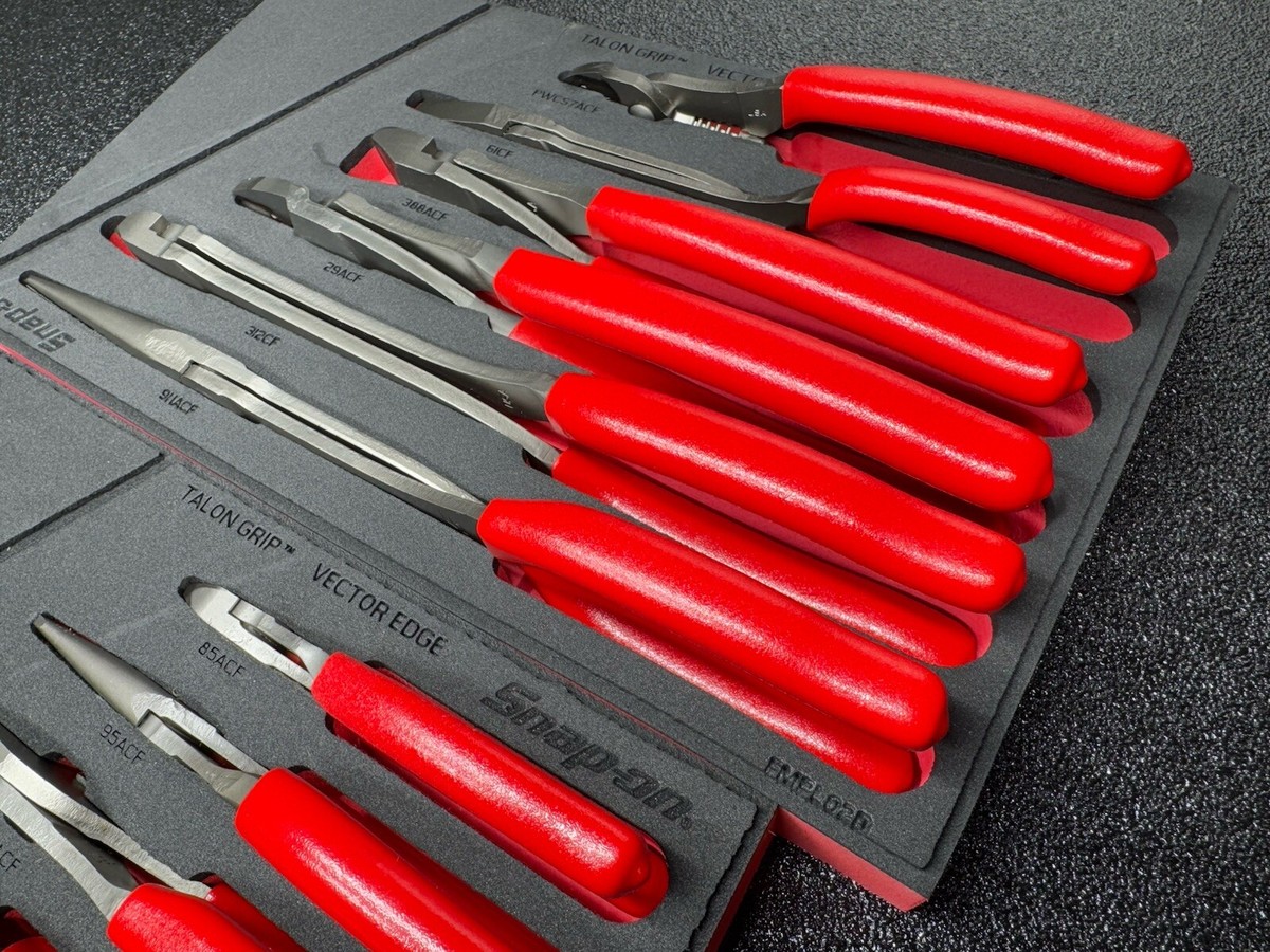 Snap-on Tools USA NEW RED 12-Piece Essential Pliers / Cutters Foam