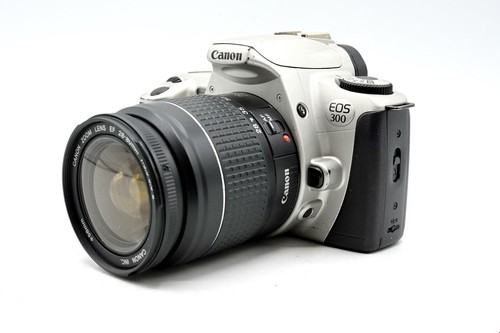 Canon Rebel 2000, EOS Kiss III, EOS 300 or EOS Kiss III L w/ 28-80mm EF lens - Picture 4 of 5