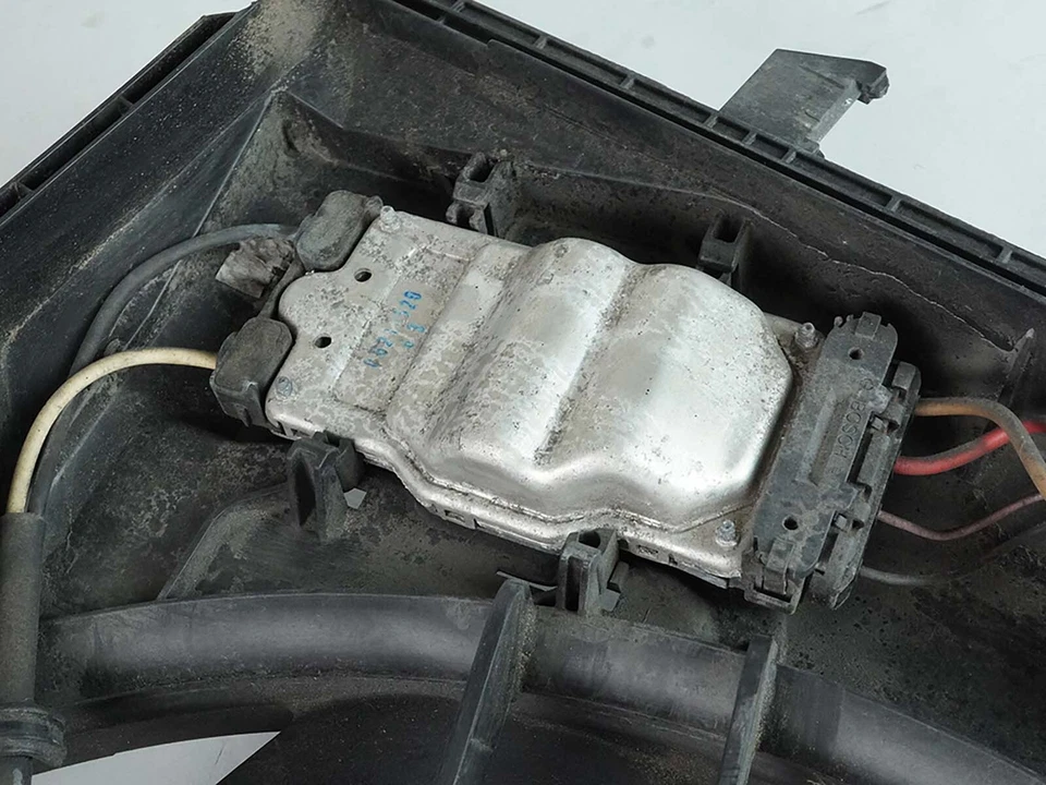 2010 - 2016 Mercedes Benz E Class W212 E350 Electric Cooling Fan Shroud Motor Foto 4 de 4