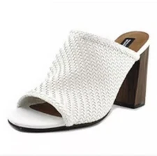 Design Lab Lord&Taylor 4inch BlockHeel Woven Mules Size 8