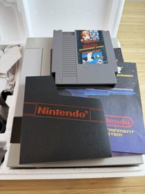 Juego de acci&oacute;n Nintendo Entertainment System excelente estado cib