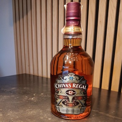 Chivas Regal 12 Jahre Blended Scotch Whisky, 40% Vol.