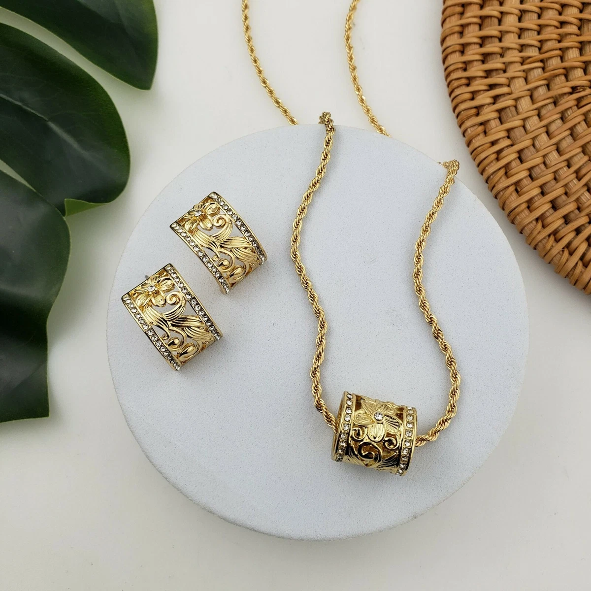 Hawaiian jewelry best sale set
