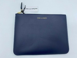 comme des garcons pouch