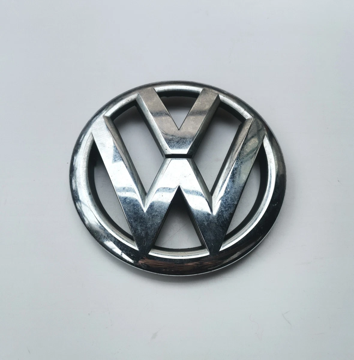 0853601F VOLKSWAGEN OEM EMBLEM LOGO BADGE USED GENUINE PLASTIC 