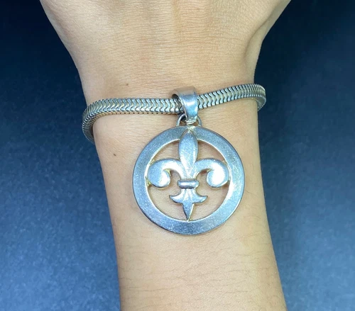 Vintage Monet Fleur De Lis Bracelet Charm Safety Chain Costume Designer Signed