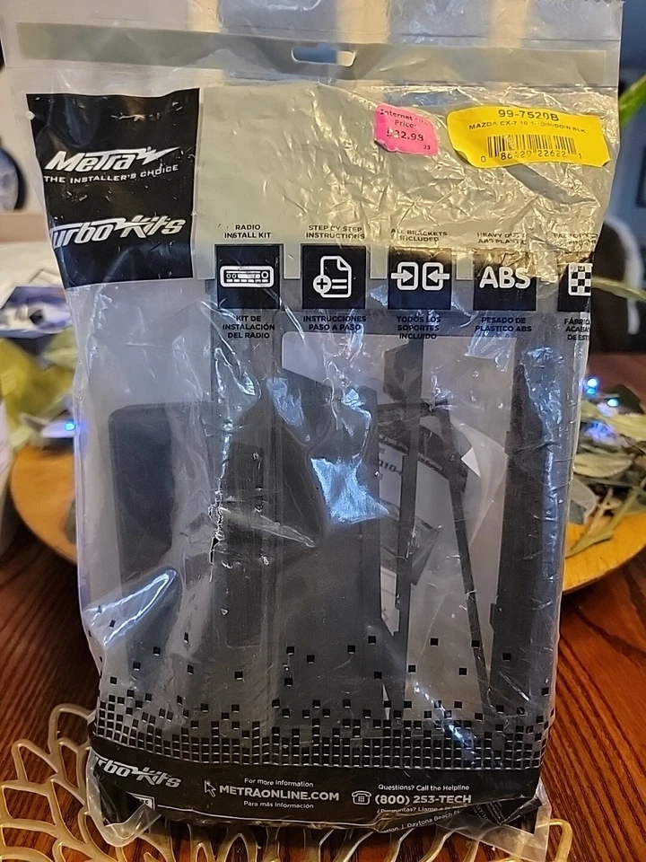 Kit de montaje de radio estéreo SD/DD METRA 99-7520B, Mazda CX-7 Foto 2 de 3