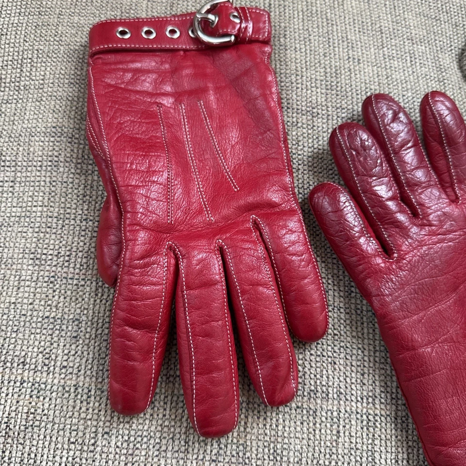 Guantes Coach Forrados de Cuero Rojo Cachemira Hebilla Soho Plateada De Colección Talla 6.5 Foto 3 de 4