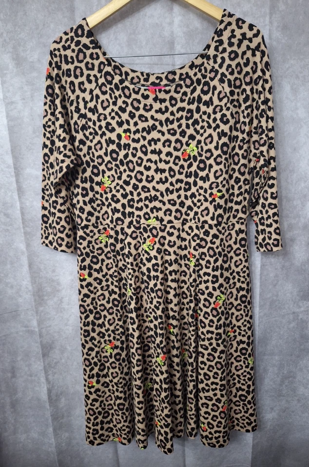 Mini Vestido Patinador Tejido Torrid X Betsy Johnson Ponte Talla 1 XL Estampado Leopardo Rosas Foto 2 de 4