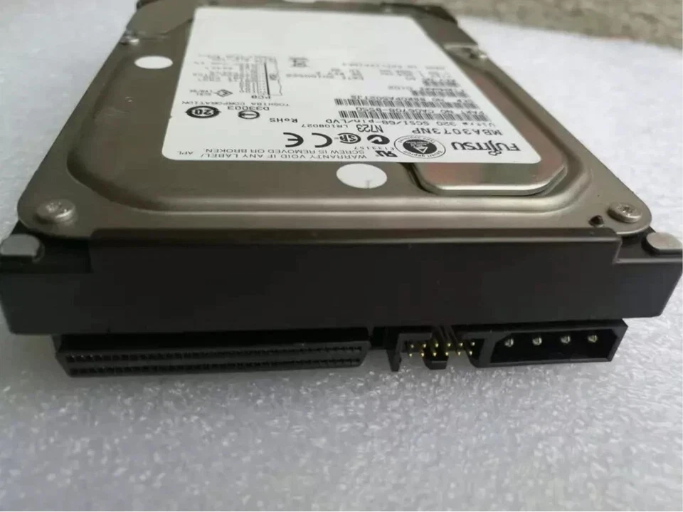 Fujitsu MBA3073NP 73G SCSI 68 pin hard drive 15K U320 68PI - Image 3 of 4