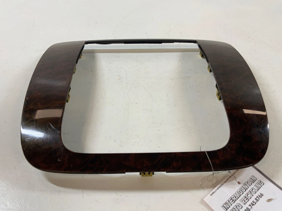 2008 GMC Yukon Radio Front Dash Woodgrain Trim Panel OEM 15247458 Foto 2 de 4