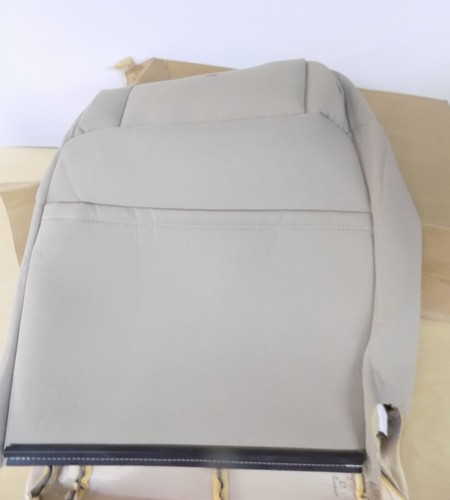 NOS Saturn GM 2003 L200 LW200 Front Seat Cushion Cover Top Back Right 22686969 - Picture 3 of 3