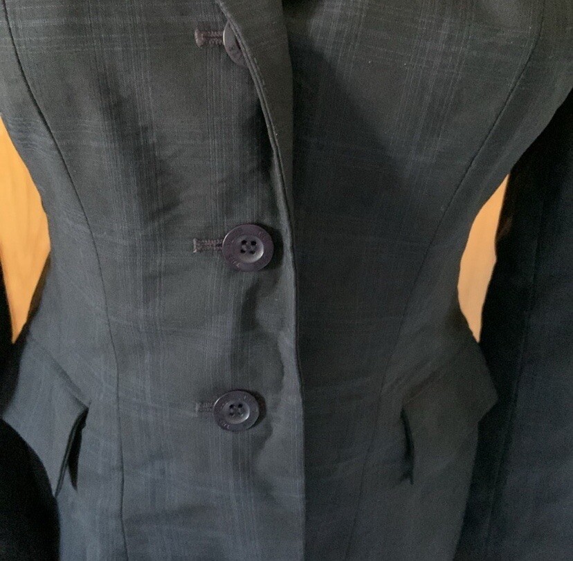 Picture 4 of 12