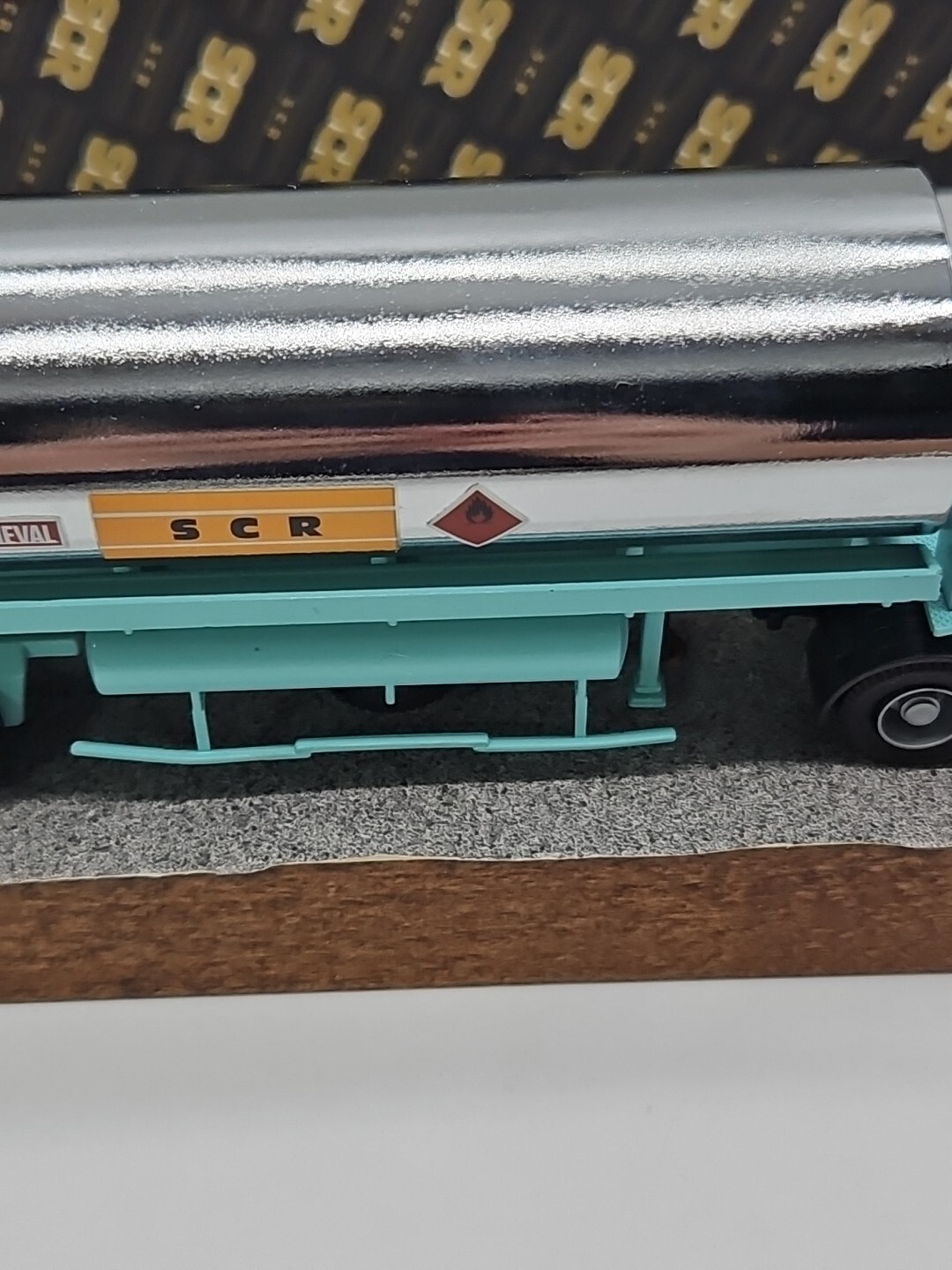 Picture 16 of 21