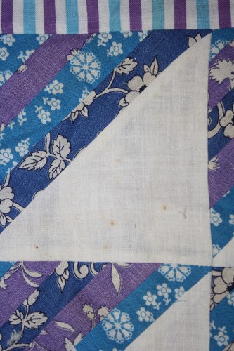 Antiker Nachlass FEED SACK Quilt Top Sonnenschein & Schatten 22""x28"" blau lila - Bild 5 von 7