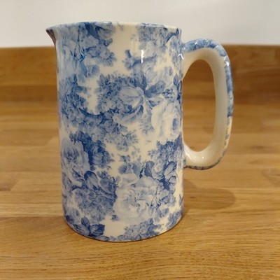 Heron Cross Pottery Blue White Floral Jug 1876 Staffordshire 11cm tall