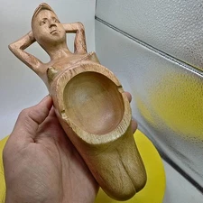 Rare Vintage Nude Hand Carved Wooden Naked Lady Ashtray folk Art collectable Old