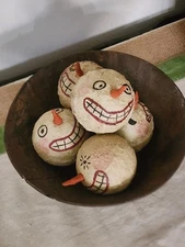 Vintage Handmade Folk Art Snowmen Heads Christmas Ornament Decor Lot Of 5