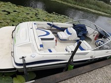 Maxum Sr3 3.0 Mercruiser 1800 Day Boat