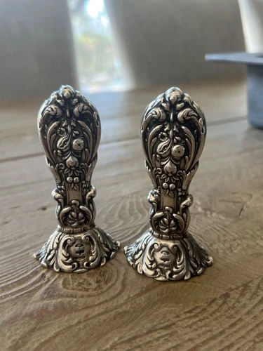 GORGEOUS Reed & Barton Francis I Sterling Silver Salt & Pepper Shakers X569