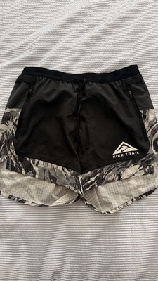 NIKE TRAIL RUNNING SHORTS DRI-FIT FLEX STRIDE - Größe S