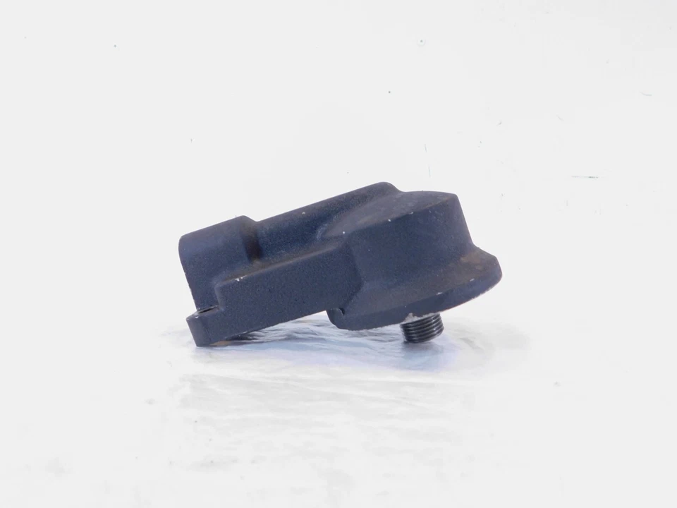 Harley Davidson EVO Tour & Electra Glide FXR Dyna Engine Motor Oil Filter Mount - Image 2 of 4