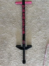 THRUSTER POGO STICK ages 6-12 VERY LIGHTLY USED