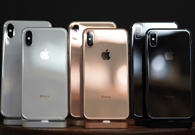 Apple iPhone XS ,XS Max Unlocked Various Colors 64GB 256GB 512GB Smartphone  Used