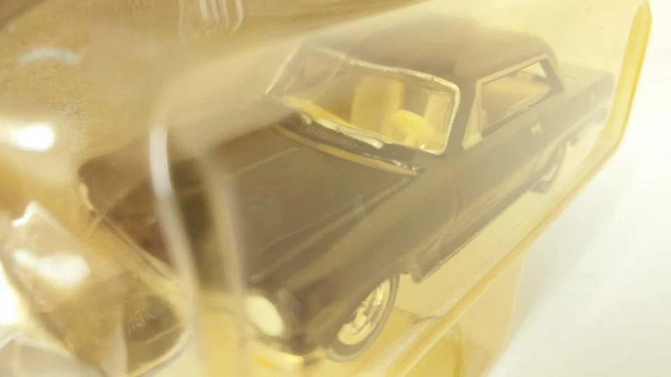 Chevy II Nova SS Johnny Lightning 1998 LE "Muscle Cars USA" 1965 Foto 3 de 4