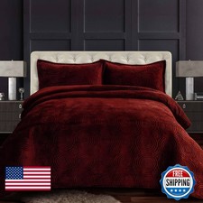 Tribeca Living Capri Medallion Velvet Quilt Set Twin Burgundy CAPRIQUITWBU