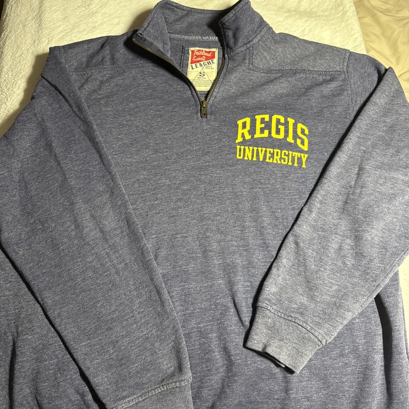 Regis University Quarter zip Pullover Size S