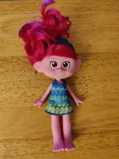 POPPY TRENDSETTIN' Trolls Band Together DOLL Dreamworks Mattel
