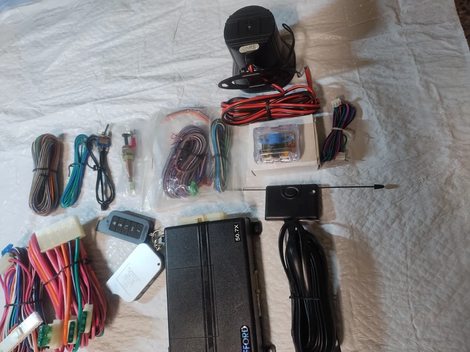 CLIFFORD 50.7X REMOTE START AND SECURITY - Image 4 of 4