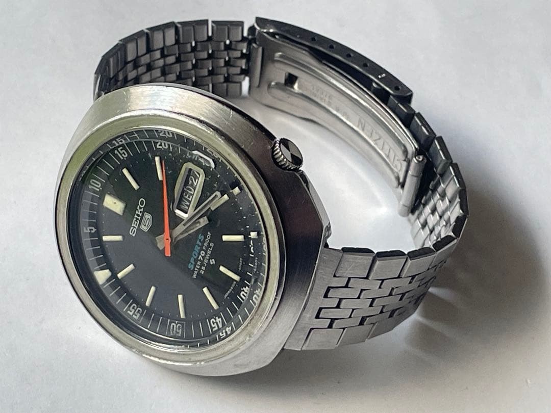SEIKO 5 SPORTS 6106 6040 AUTOMATIC MENS WRISTWATCH VINTAGE BLACK 