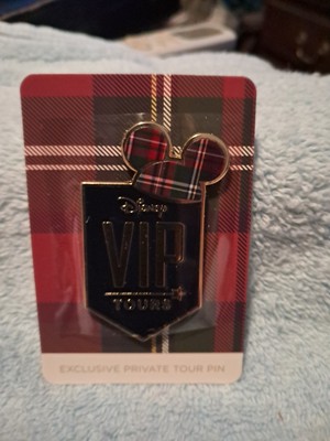 NEW 2025 WALT DISNEY WORLD PARKS, MICKEY MOUSE EXCLUSIVE VIP PRIVATE TOUR PIN
