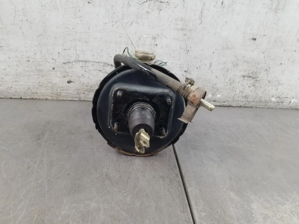 Главный тормозной цилиндр/усилитель 1978 Nissan 280Z #8939 Z4 - Изображение 4 из 4