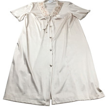 VTG JC Penney Womens Robe Sz S Button Up Embroidered Neckline Short Sleeve