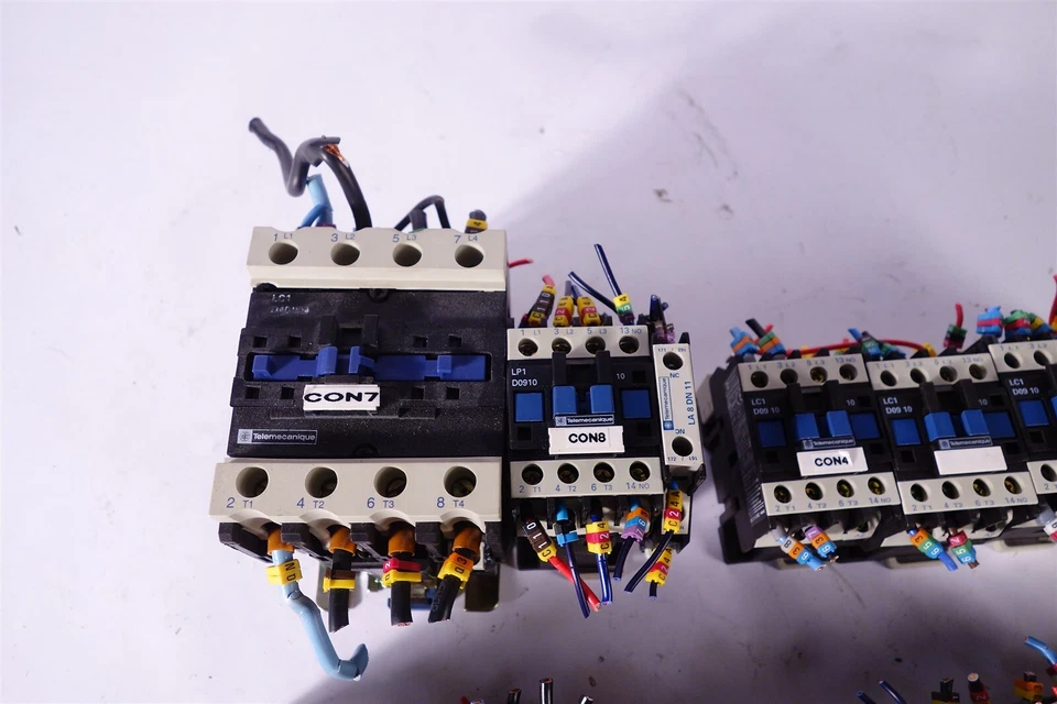 Large Lot of Telemecanique GV2-M08 GV2-M10 LC1 LP1 Circuit Breakers - Image 2 of 4