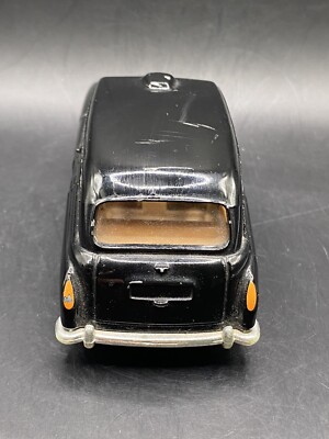 Corgi Toys Austin London #418 Black Taxi Vintage Collectible Toy