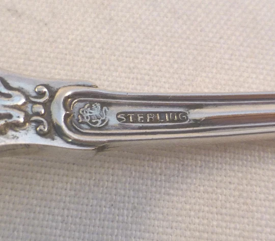 Fiddle Shell by Towle/Frank Smith Sterling Place Fork(s) New - Image 2 of 3