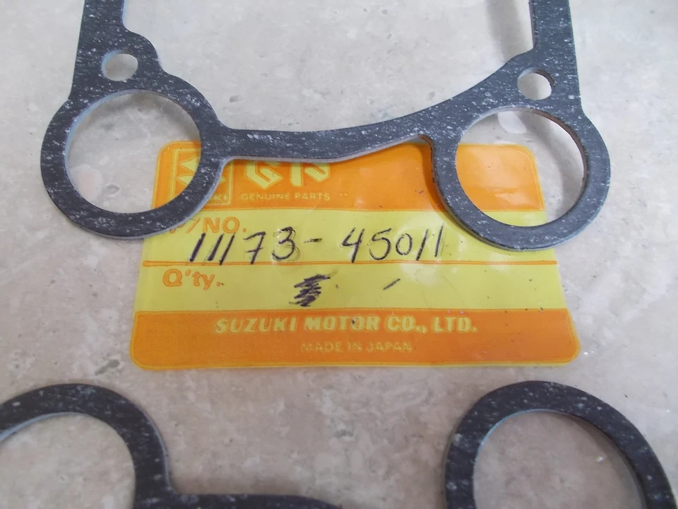 Junta de cubierta de culata OEM NUEVO OEM Suzuki 1981-1983 GS850G Street 11173-45011 Foto 3 de 3