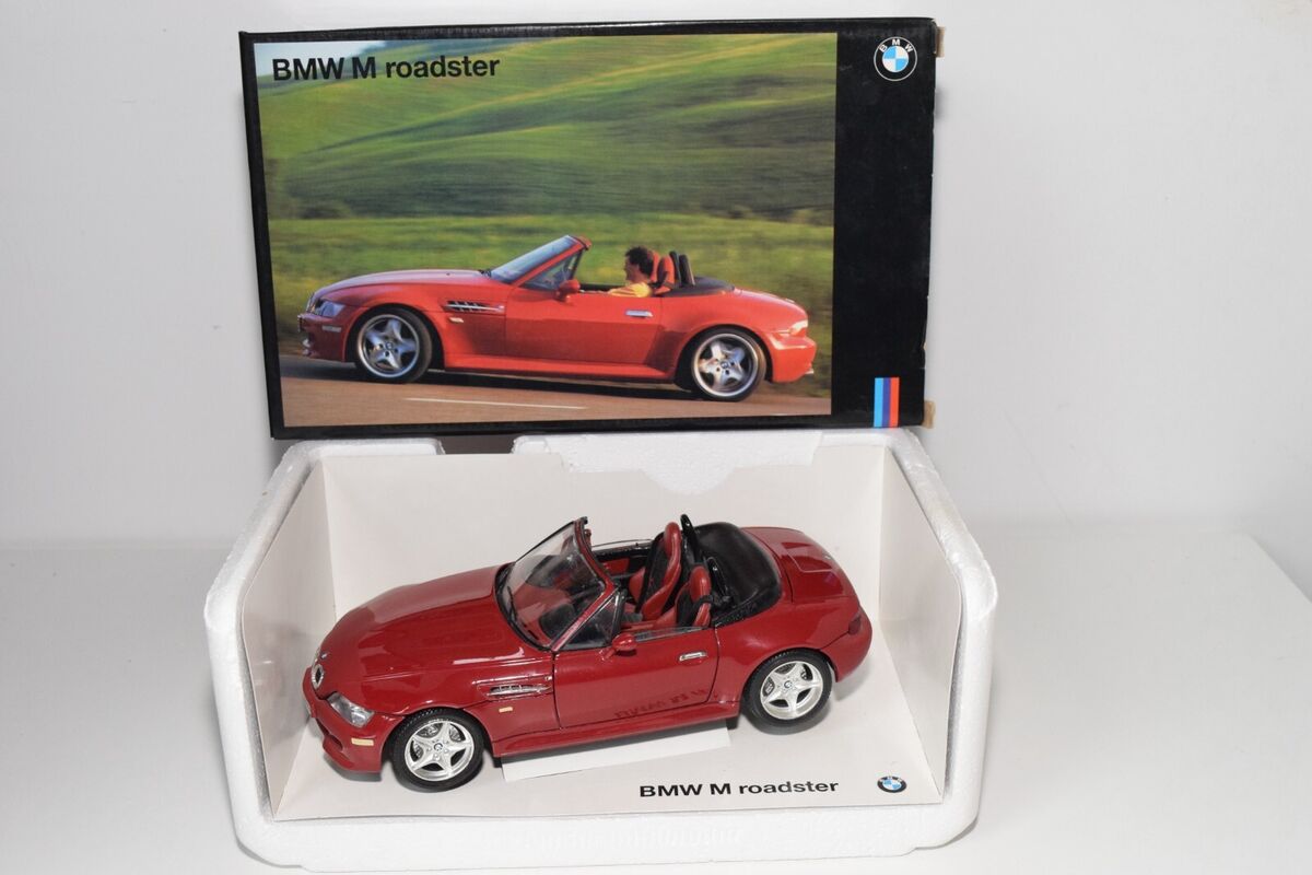 A93 1:18 BBURAGO BURAGO BMW Z3 M ROADSTER MAROON DEALER BOX A93 1:18 BBURAGO BURAGO BMW Z3 M ROADSTER MAROON DEALER BOX