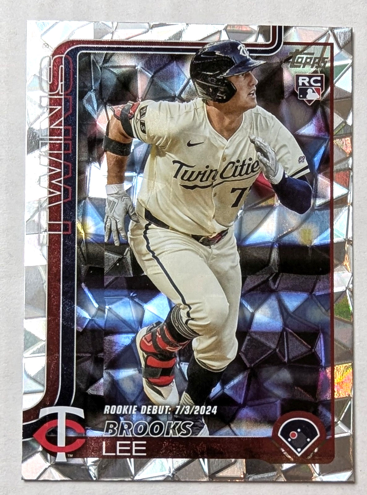Brooks Lee 2025 Topps Update Rookie Debut Silver Diamante SP Twins RC #US243