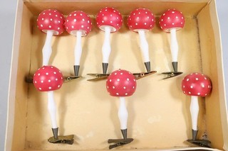 8x alter Christbaumschmuck Glas bemalt Pilze (IA205)