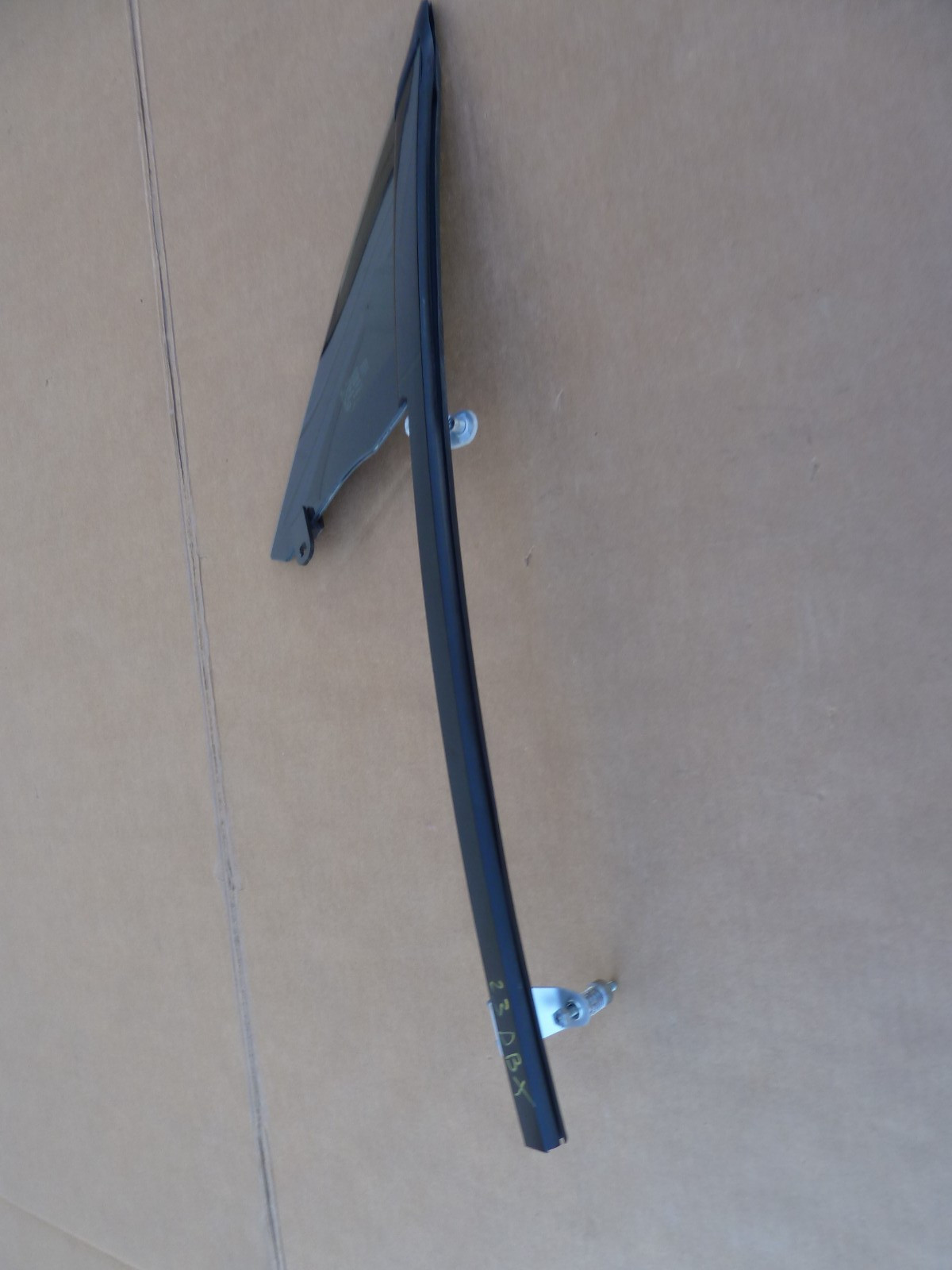 Aston Martin DBX Drivers Door Corner Vent Window Quarter Glass OEM Left Front