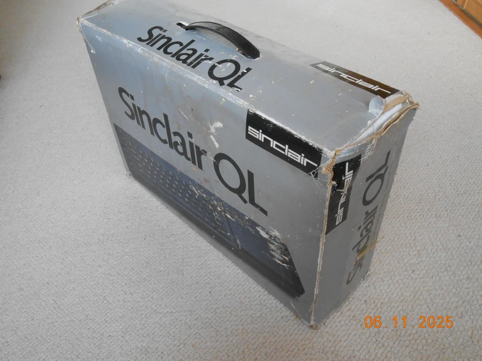 Sinclair QL vintage computer in original box  and working working  working PSU. - Image 3 of 4