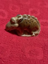 Wade Whimsies Bronti dinosaur from the 1965 Flintstones Party Cracker series